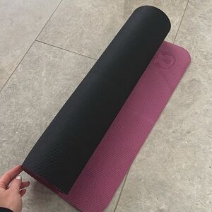 lululemon Yoga Mat - reversible